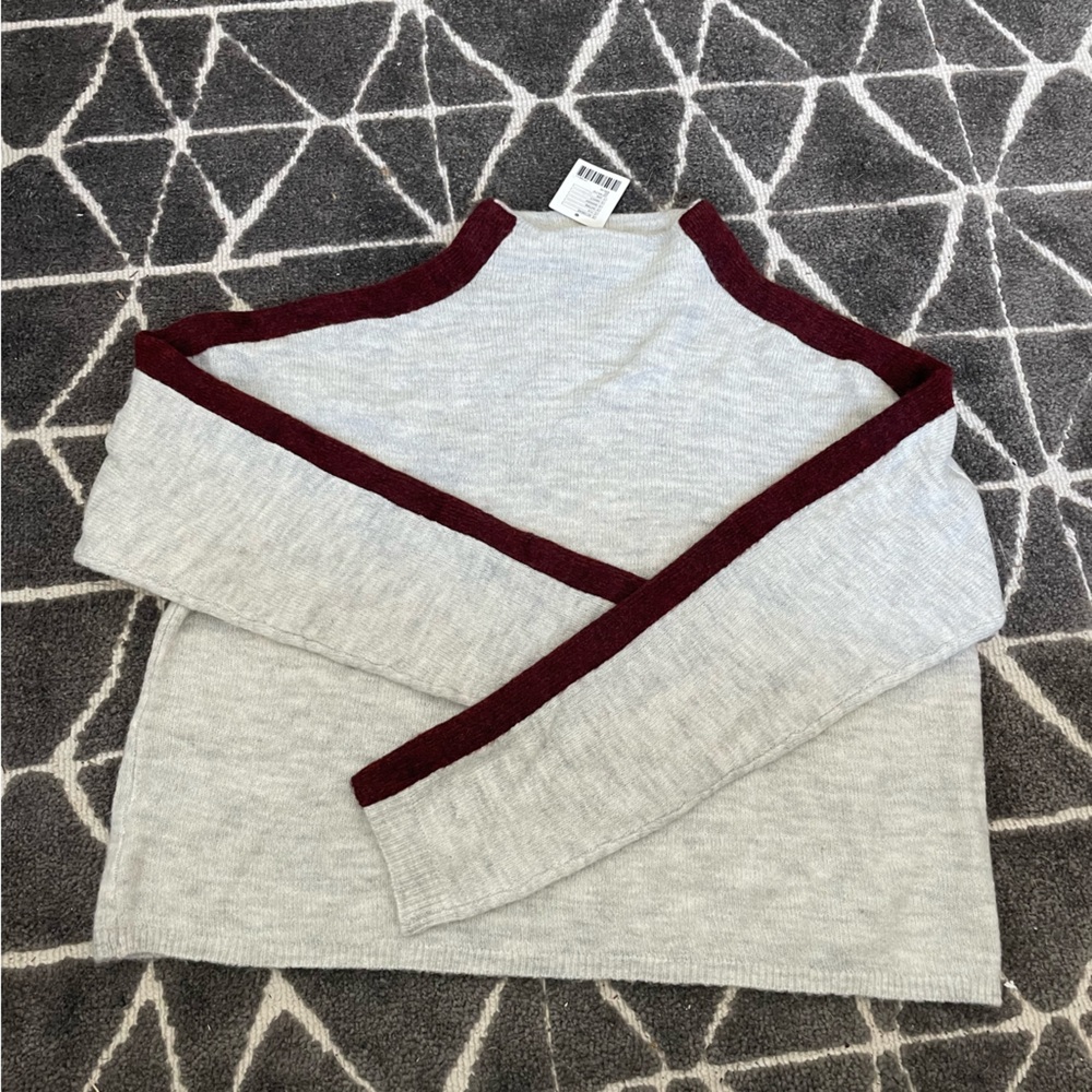 NWT Silence + noise urban outfitters xs heather grey and maroon